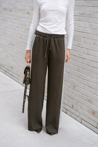 Azlynne Trousers Brown