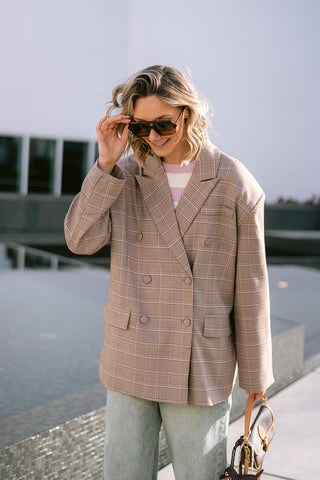 Albertho Checkered Blazer Pink