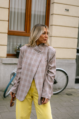 Bassie Blazer Beige Checkered