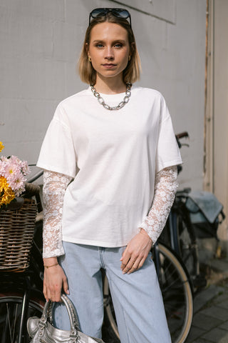 Camelli T-Shirt White Lace sleeve