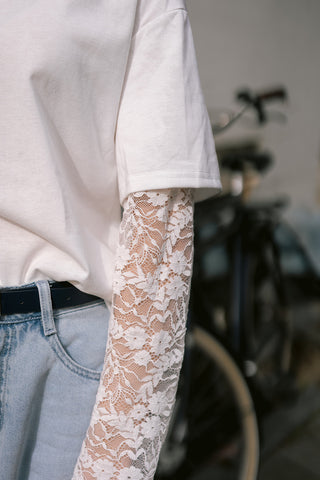 Camelli T-Shirt White Lace sleeve