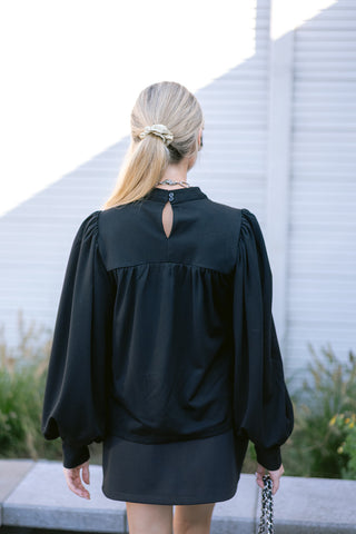 Caro Top Black