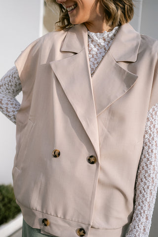 Cyra Waist Coat Beige