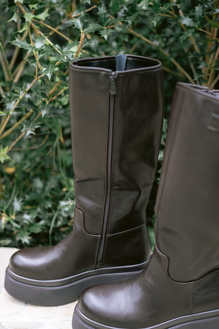 Dahlia Boots Brown
