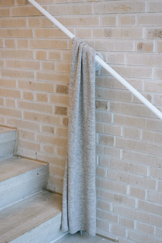 Elanora Scarf Light Grey