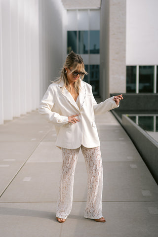 Evi Blazer Studs White