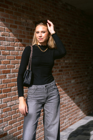 Fransiska High Neck Top Black