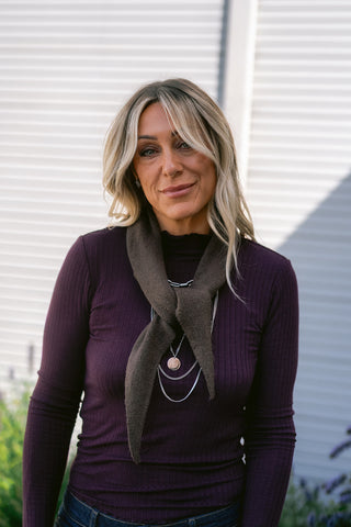Fransiska High Neck Top Bordeaux