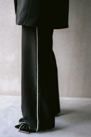 Giraud Diamond Suit Black