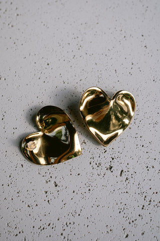 Julia Heart Earrings Gold