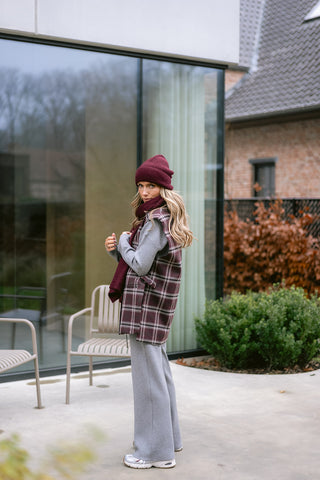 Maite Sleeveless Blazer Burgundy