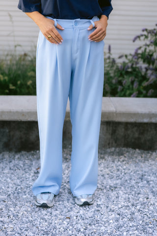 Maurice Suit Light Blue