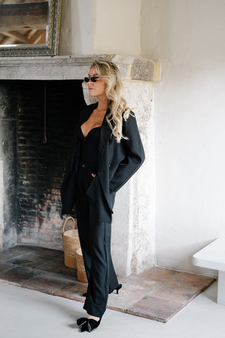 Oxford Suit Black