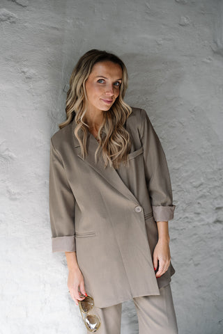 Oxford Suit Taupe