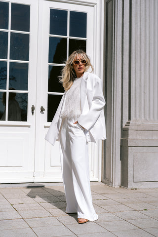 Plumie Top White