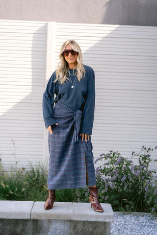 Madrigal Skirt Navy