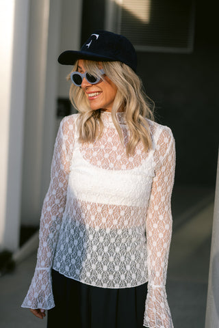 Velcy Lace Top Cream