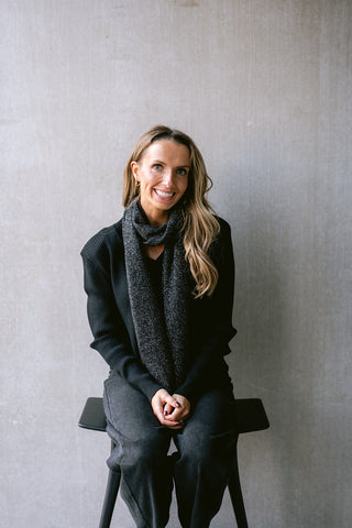 Venance Cropped Knit Black