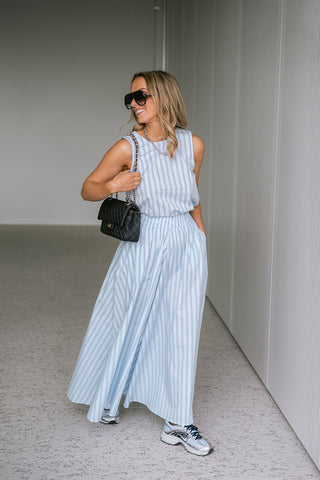 Vivalencia Long Skirt Blue