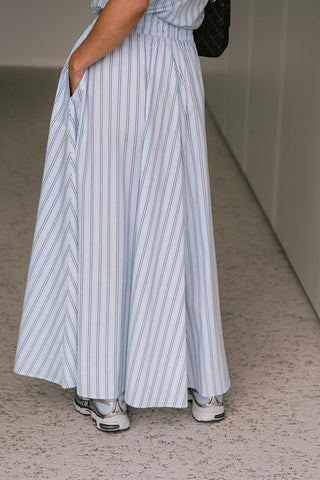 Vivalencia Long Skirt Blue