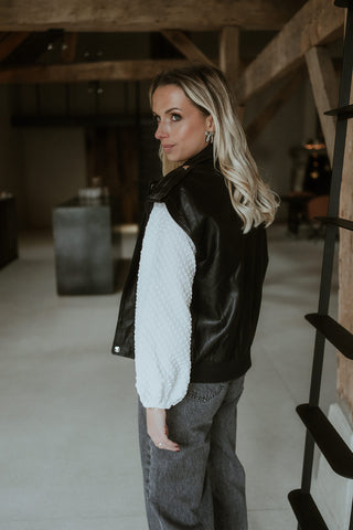 Lorelai Sleeveless Bomber Black